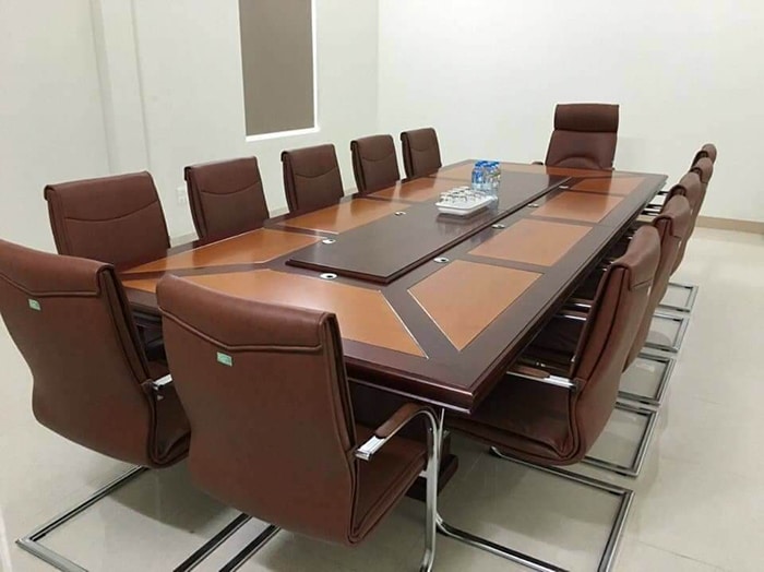 Mẫu bàn họp văn phòng, bàn họp chân sắt đẹp, hiện đại, cao cấp tại Nội Thất Việt Ba