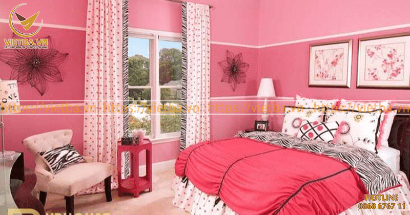 Phòng ngủ màu hồng đậm